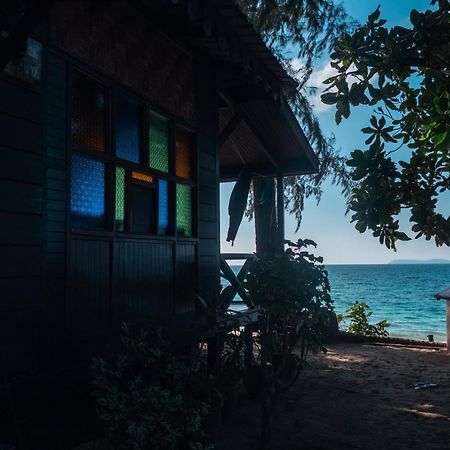 Swiss Cottage Tioman Kampong Ayer Batang Εξωτερικό φωτογραφία