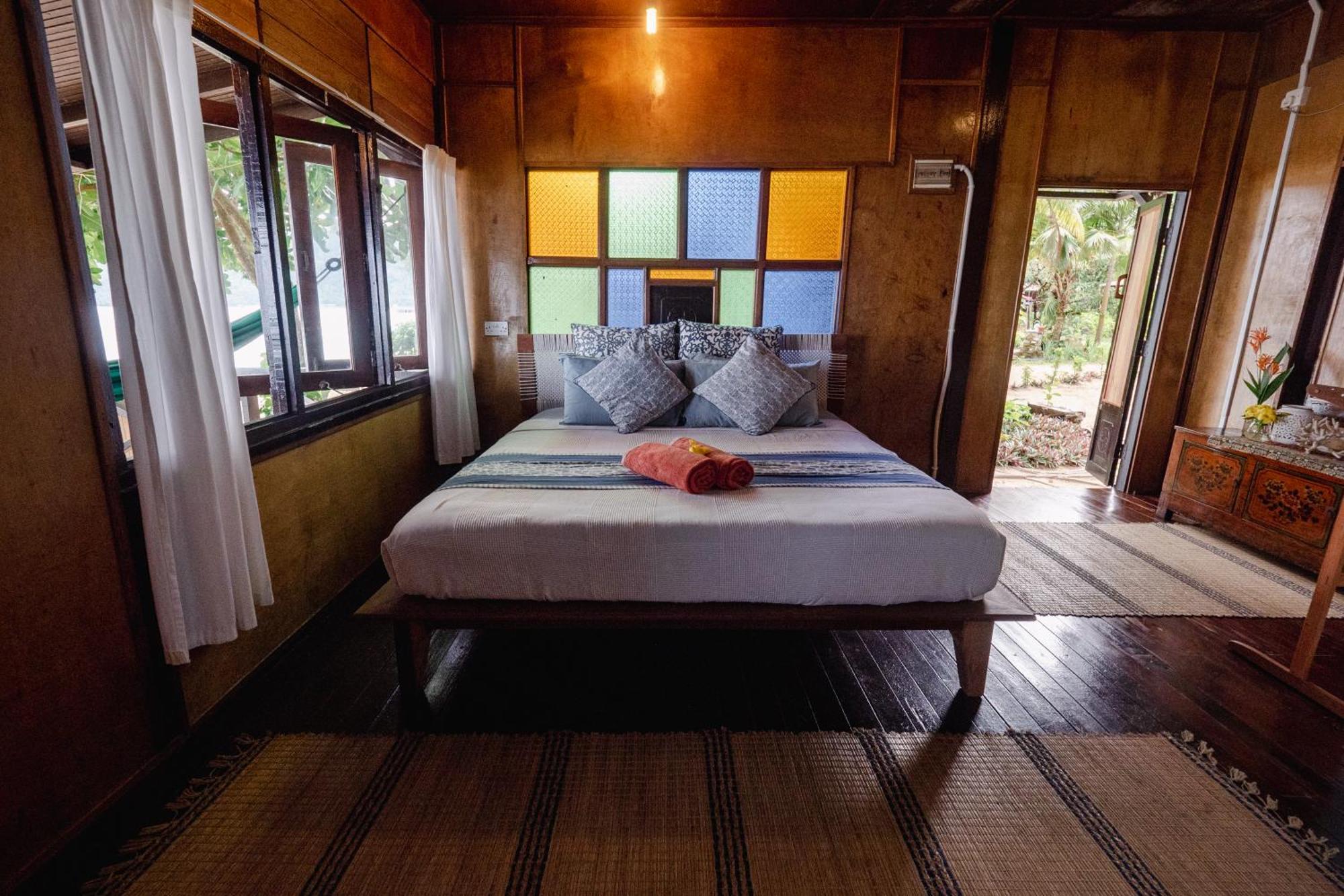 Swiss Cottage Tioman Kampong Ayer Batang Εξωτερικό φωτογραφία