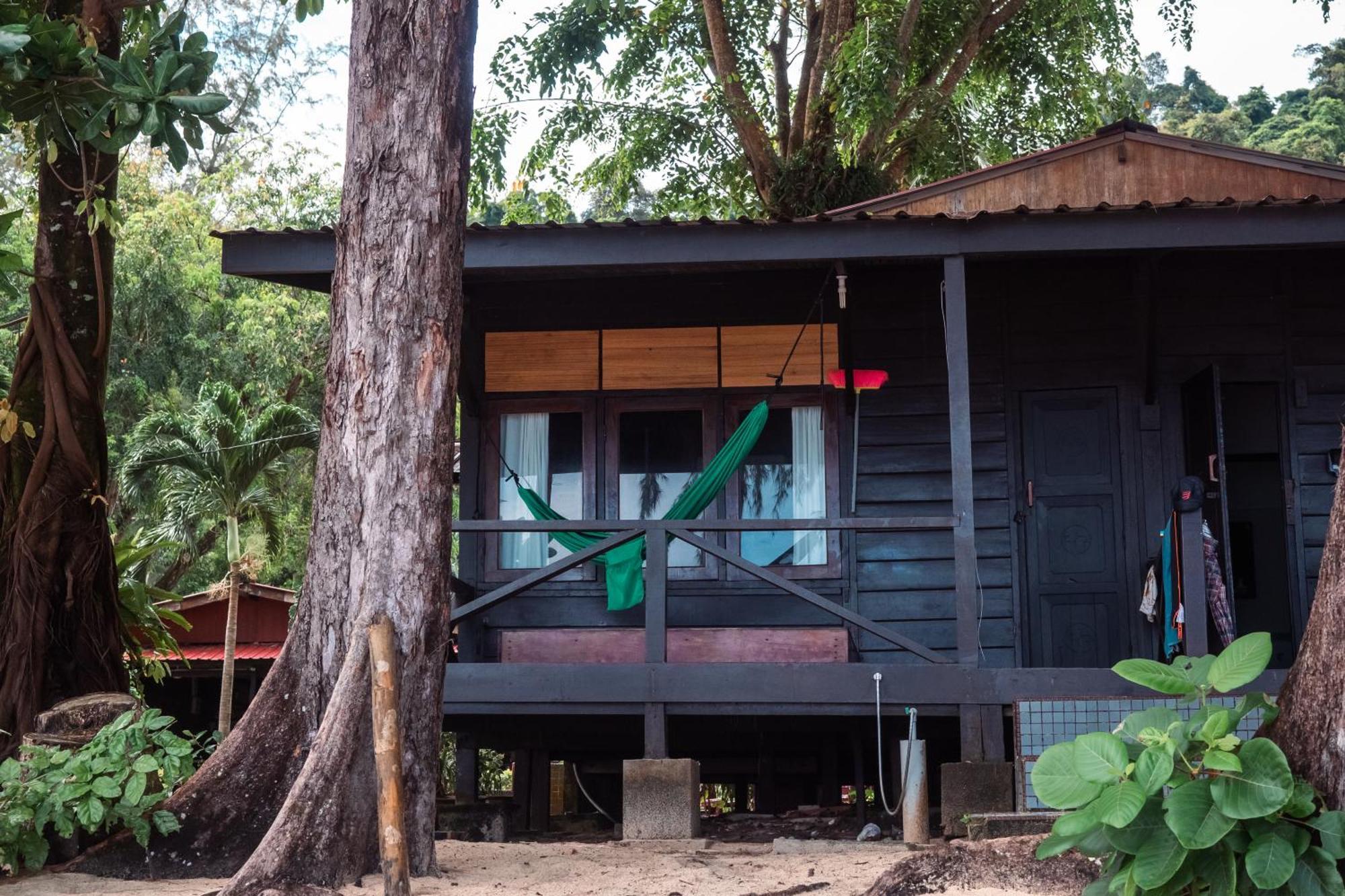 Swiss Cottage Tioman Kampong Ayer Batang Εξωτερικό φωτογραφία